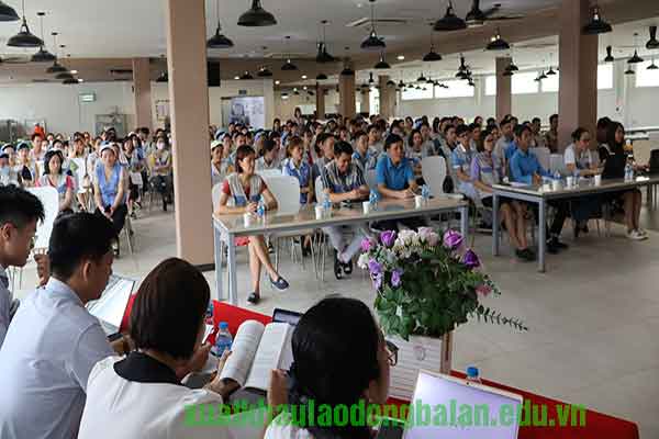 Lao động ở Hải Dương đăng ký đi xuất khẩu Ba Lan